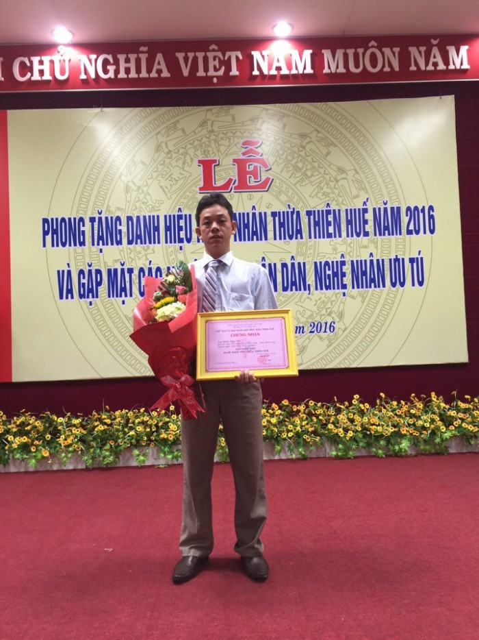 anh-bang-khen-my-nghe-hue-3